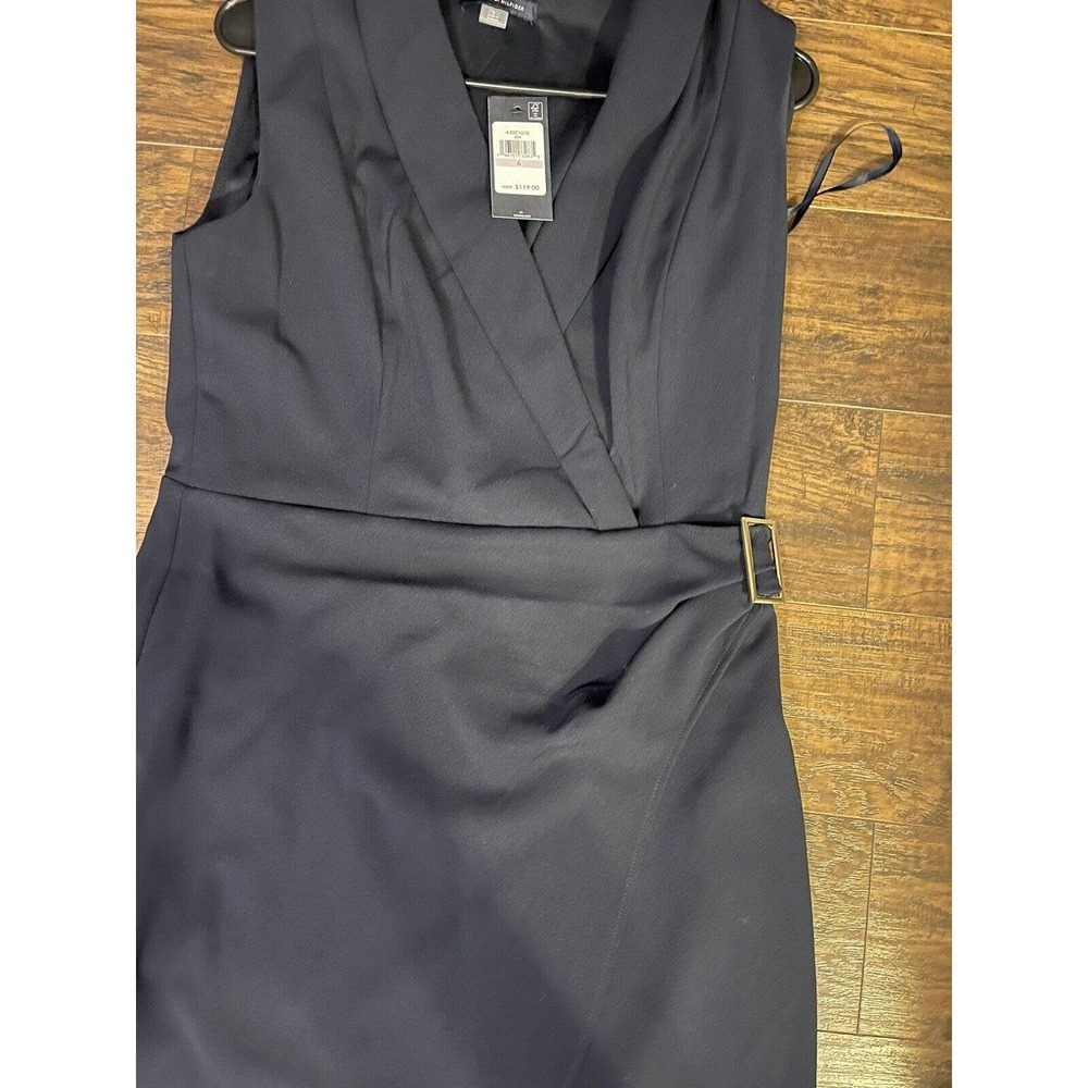 Tommy Hilfiger Navy dress sleeveless Classic v neck size 6 - Picture 2 of 6